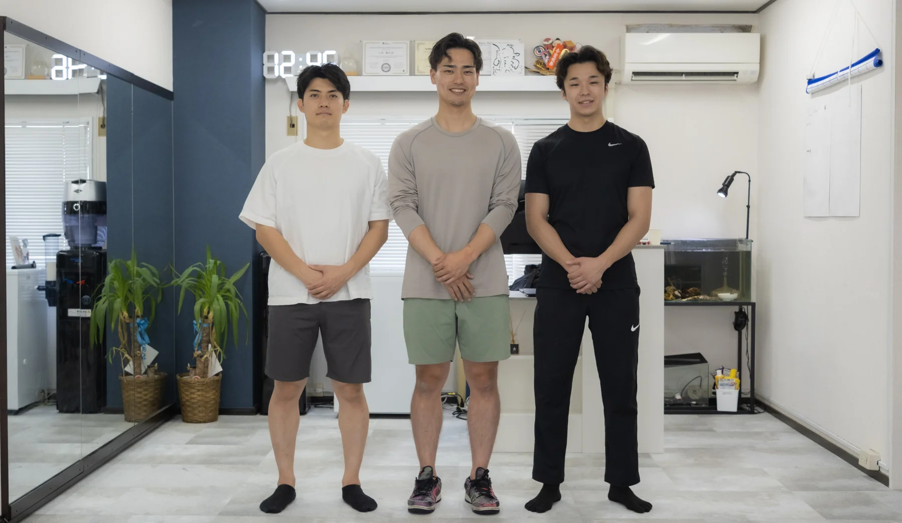 店内に集まるトレーナーたち